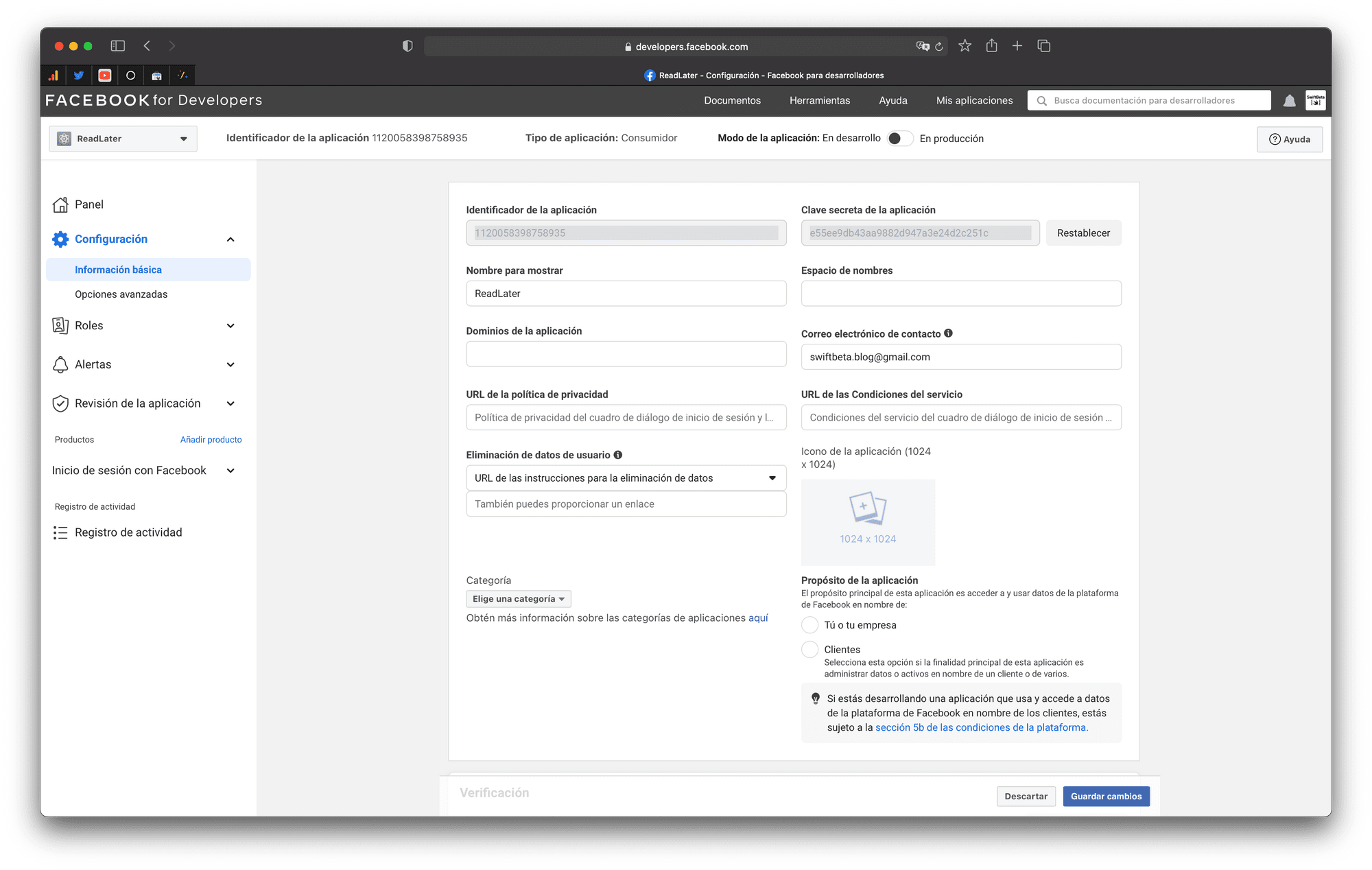 En Información Básica aparece la información necesaria que aparecía en el formulario de Firebase